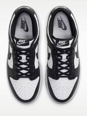 Nike Black and White Low-Top Sneakers unisex